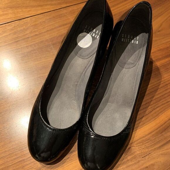 Stuart Weitzman black real patten leather pump, sz 8.5, EUC, heel detail - Picture 2 of 16